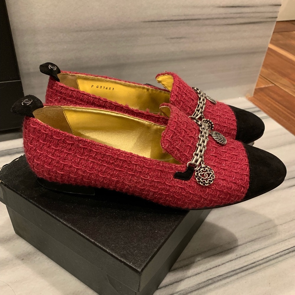 Chanel charms loafers flats 38.5 8 8.5 - Picture 2 of 7